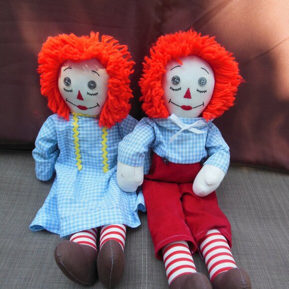 Raggedy Ann and Andy Pair of handmade dolls set of 2 great condition circa 1970s - Picture 1 of 13